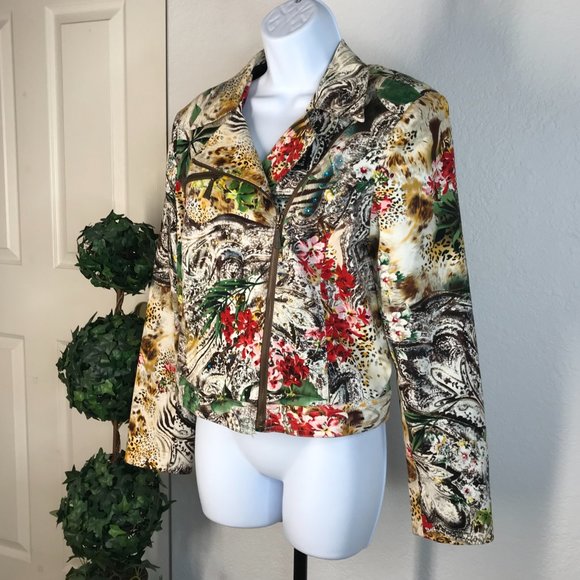 🍇Crop Jacket - Very Unique | Multi Print | Size 8 - Picture 3 of 15